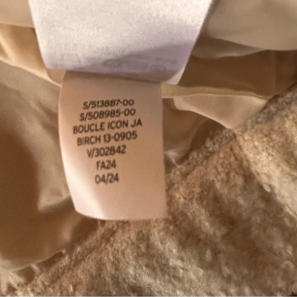 GAP boucle cropped Icon jacket in birch white. - Picture 6 of 12